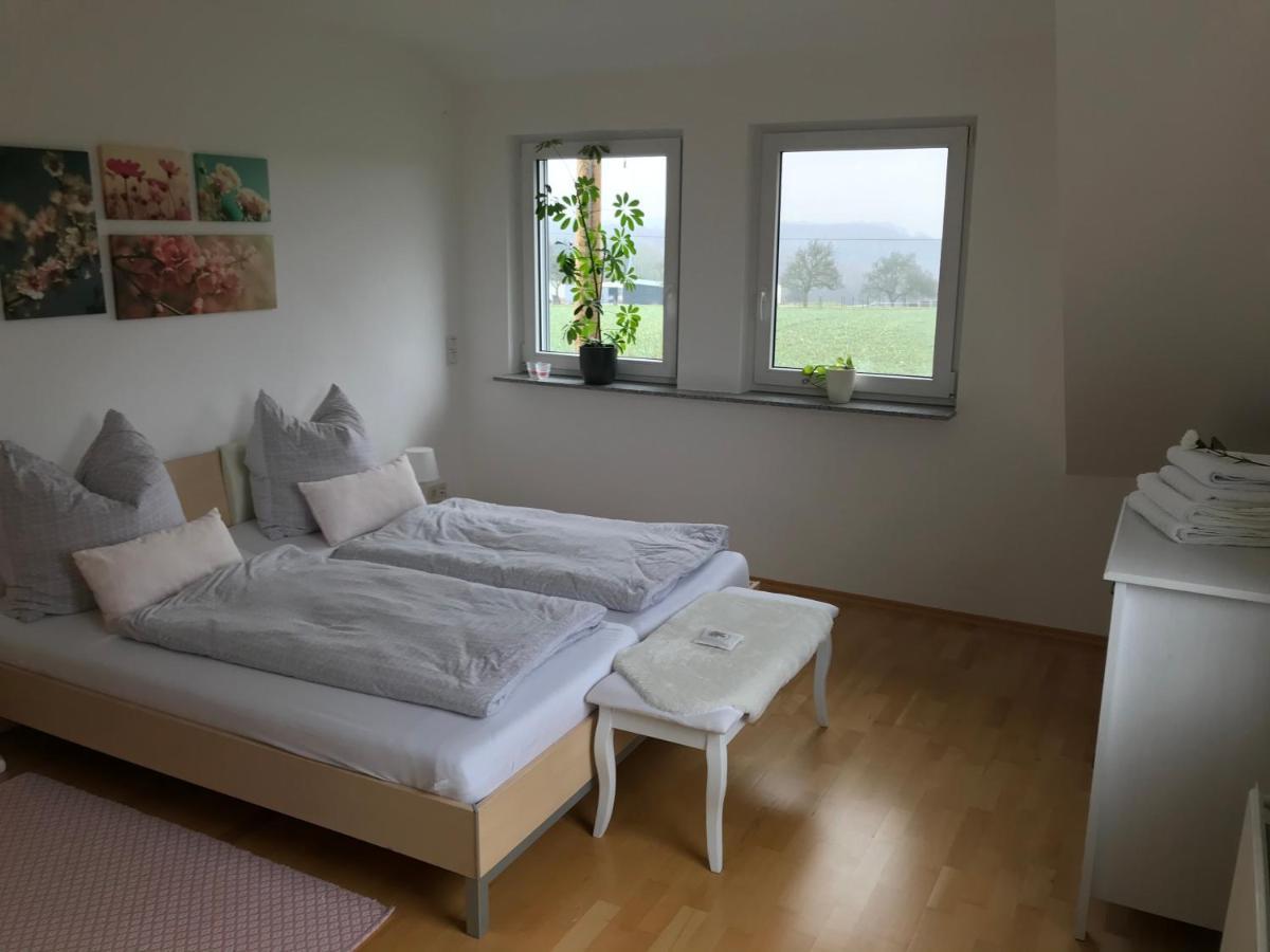 Kleine Auszeit Mit Aussicht Velbert Toenisheide Apartment ภายนอก รูปภาพ