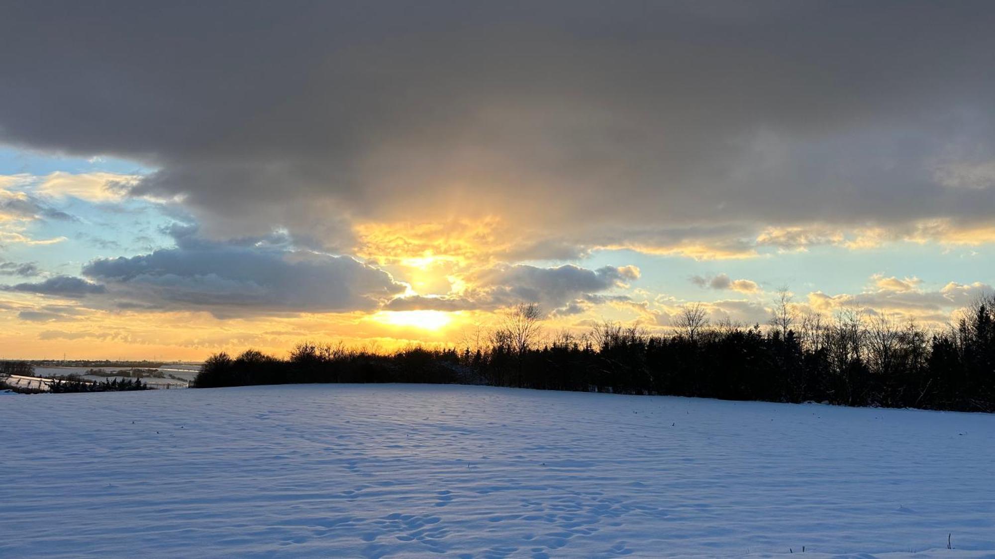Kleine Auszeit Mit Aussicht Velbert Toenisheide Apartment ภายนอก รูปภาพ