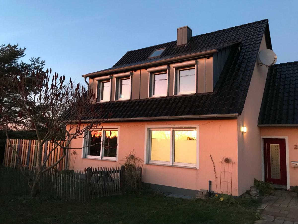 Kleine Auszeit Mit Aussicht Velbert Toenisheide Apartment ภายนอก รูปภาพ
